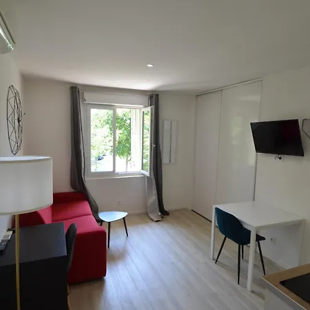 Apartment Cassin - Next To Tramway Line 2 Near Airport Nice