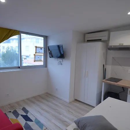 Apartment Cassin - Next To Tramway Line 2 Near Airport Nice