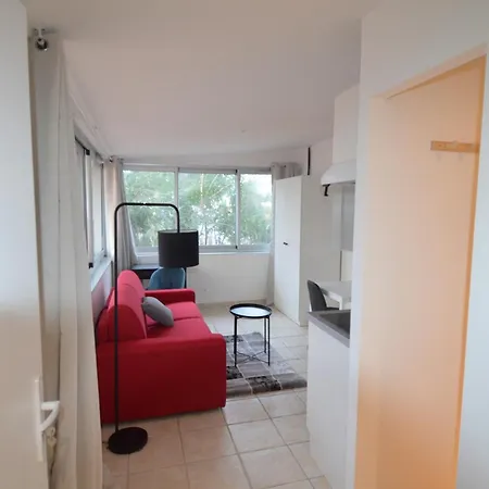 Cassin - Next To Tramway Line 2 Near Airport Apartment