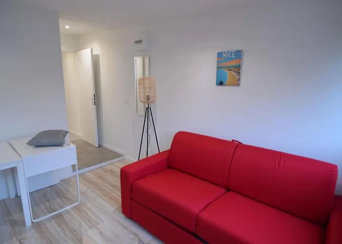 Cassin - Next To Tramway Line 2 Near Airport *