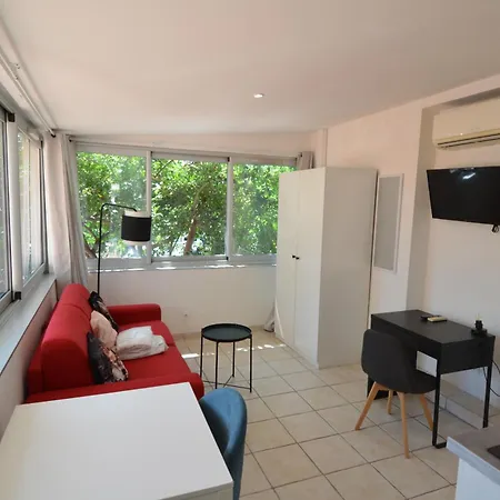 Cassin - Next To Tramway Line 2 Near Airport *