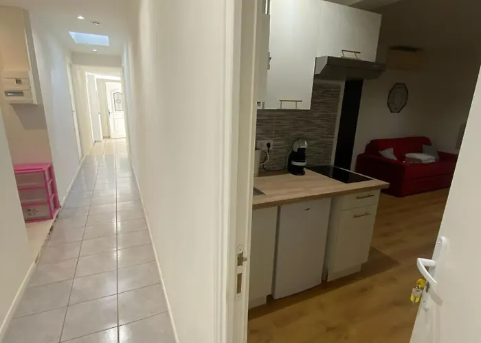 Cassin - Next To Tramway Line 2 Near Airport *